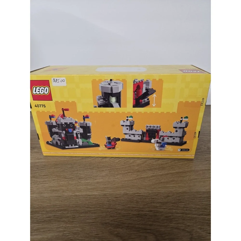 LEGO 40775 Mini Knight's Castle Set NEW November 2025 VIP Insiders GWP